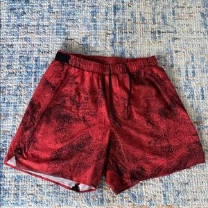 Men’s Lululemon Surge Shorts Medium, 6” Liner